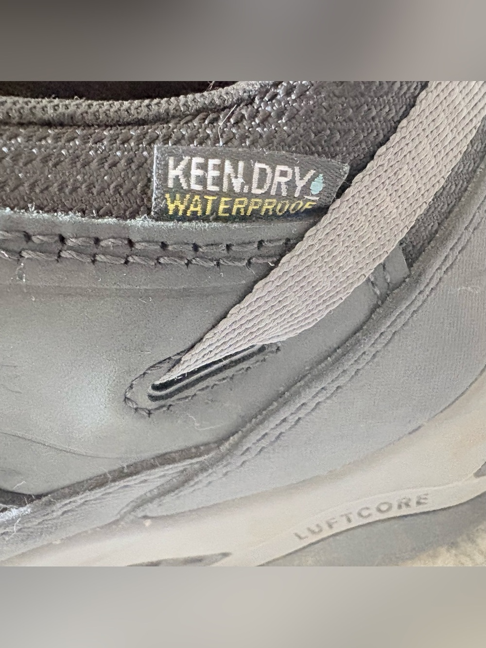 Keen Men's Black Gray Low-Cut Hiking Boots - Picture 2 of 6